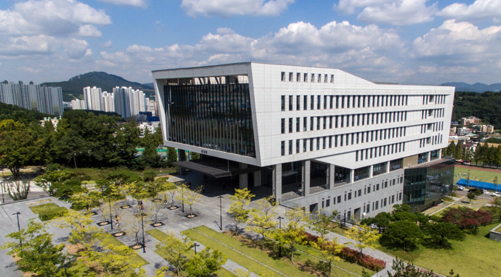 Myongji University campus